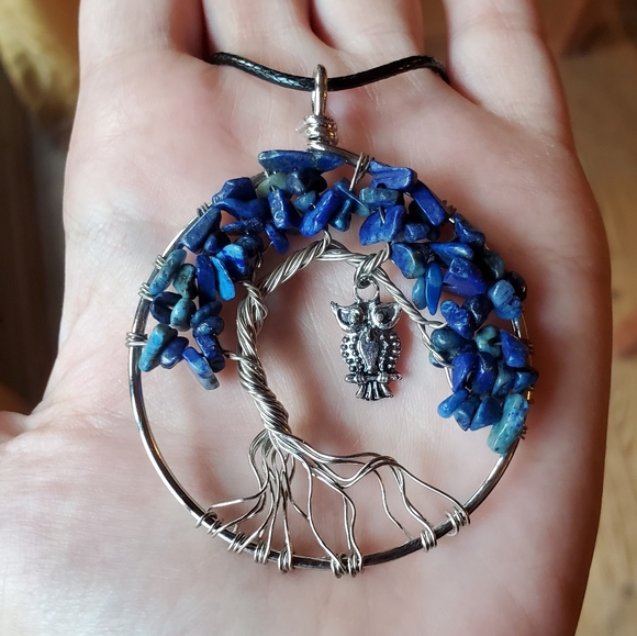 NWOT Lapis Lazulli Owl Tree of Life Necklace - Picture 6 of 7